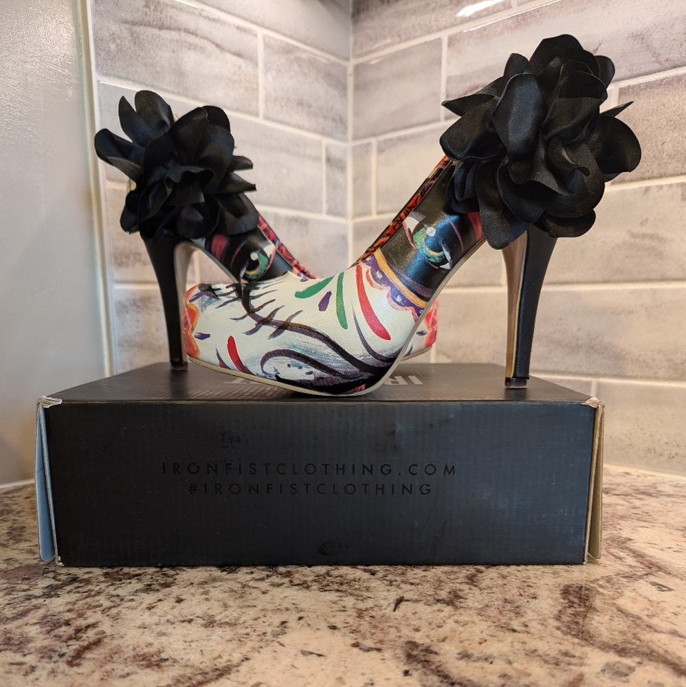 Iron Fist Widow platform pumps, size 9 - Picture 6 of 11